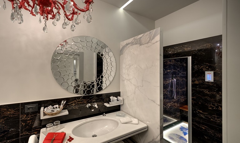 Luxury apartments  Art Hotel Commercianti Bologna