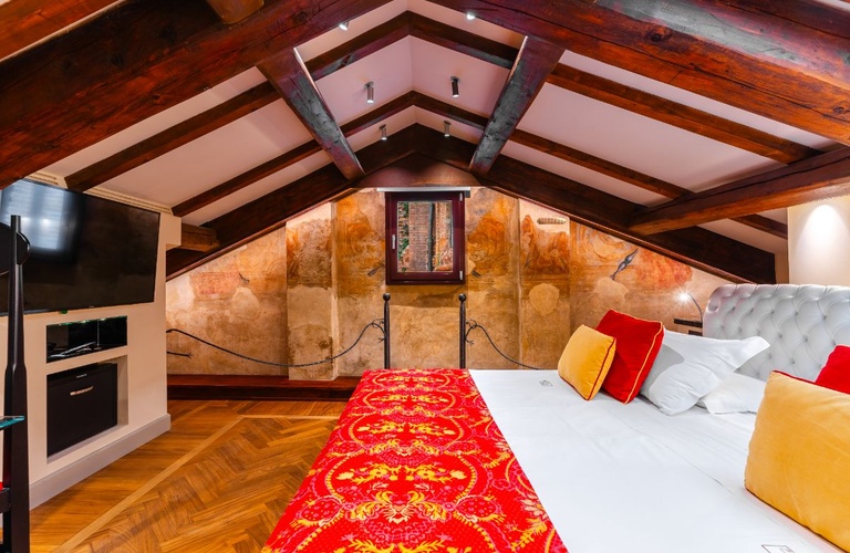 Suite  Art Hotel Commercianti Bologna