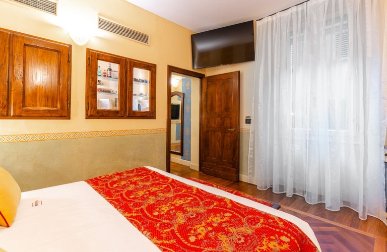 Suite  Art Hotel Commercianti Bologna